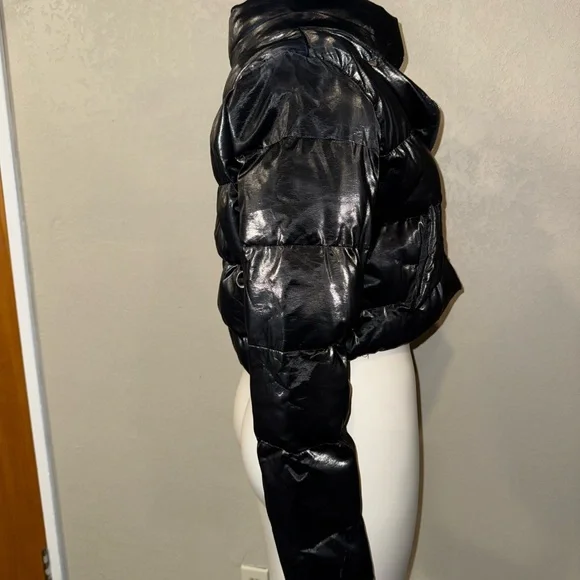 Hera Collection Shiny Black Puffer Jacket - Picture 6 of 7
